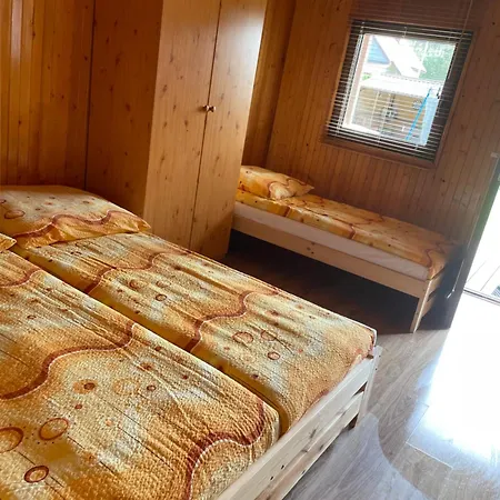 公寓 Letniskowe Marikka *